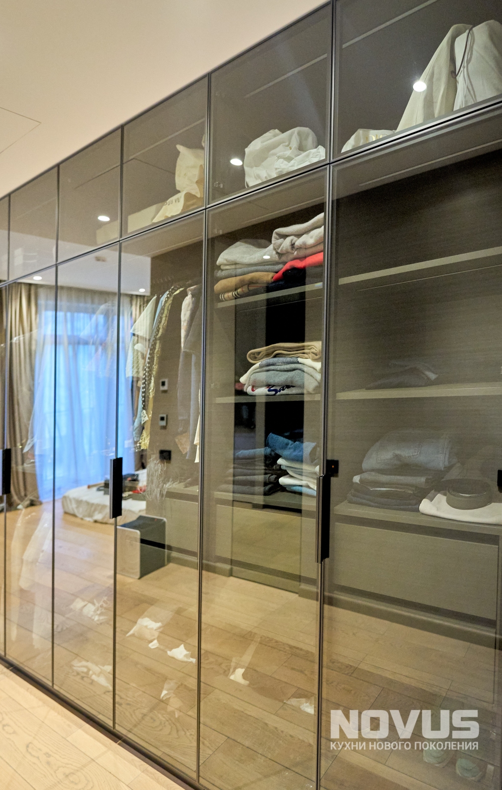 Шкаф с алюминиевыми фасадами в ЖК «Edison House»